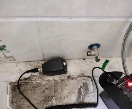 沈北新屋顶漏水维修公司分享下卫生间漏水的危害及解决方法